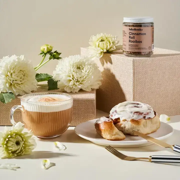 Cinnamon Roll Rooibos – Superfood Tea Blend 70G | Lake & Oak Tea 1
