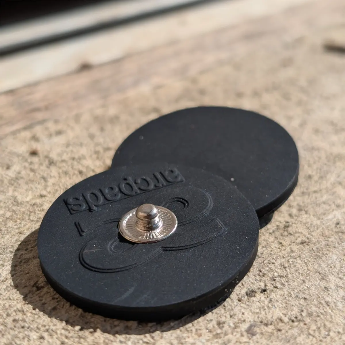 Arcequine Carbon Rubbers (Pair) 1