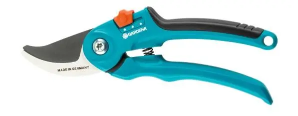 Gardena Secateurs Bypass 1