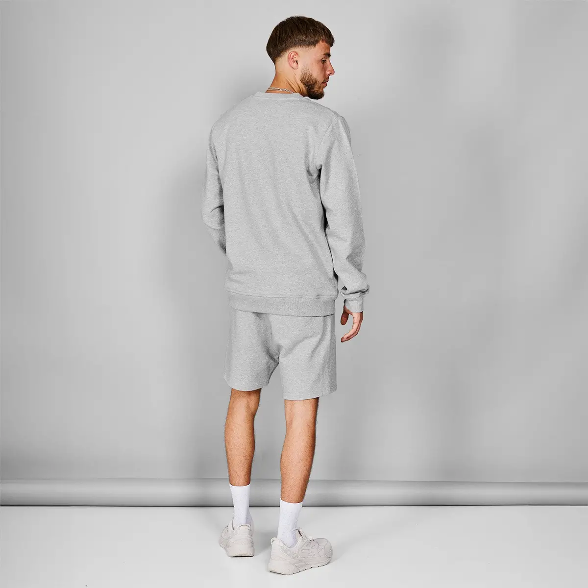 Everyday Crewneck 3