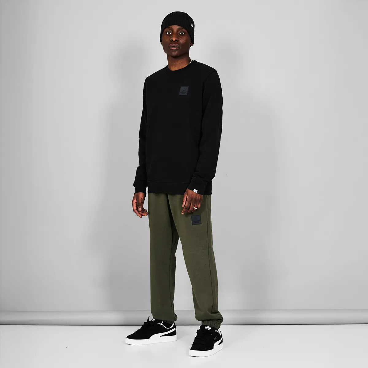 Everyday Crewneck 3