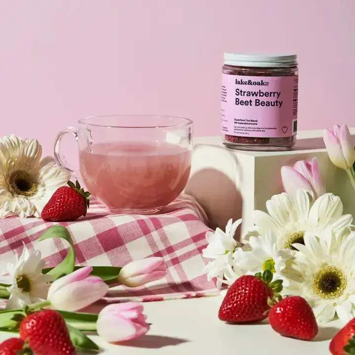 Strawberry Beet Beauty – Superfood Tea Blend (65G) | Lake & Oak 1