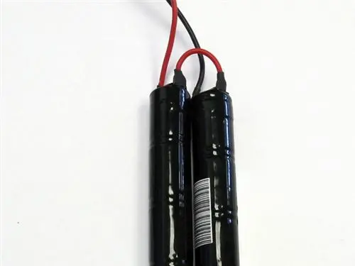 9.6V 2000Mah Nunchuck Battery 1
