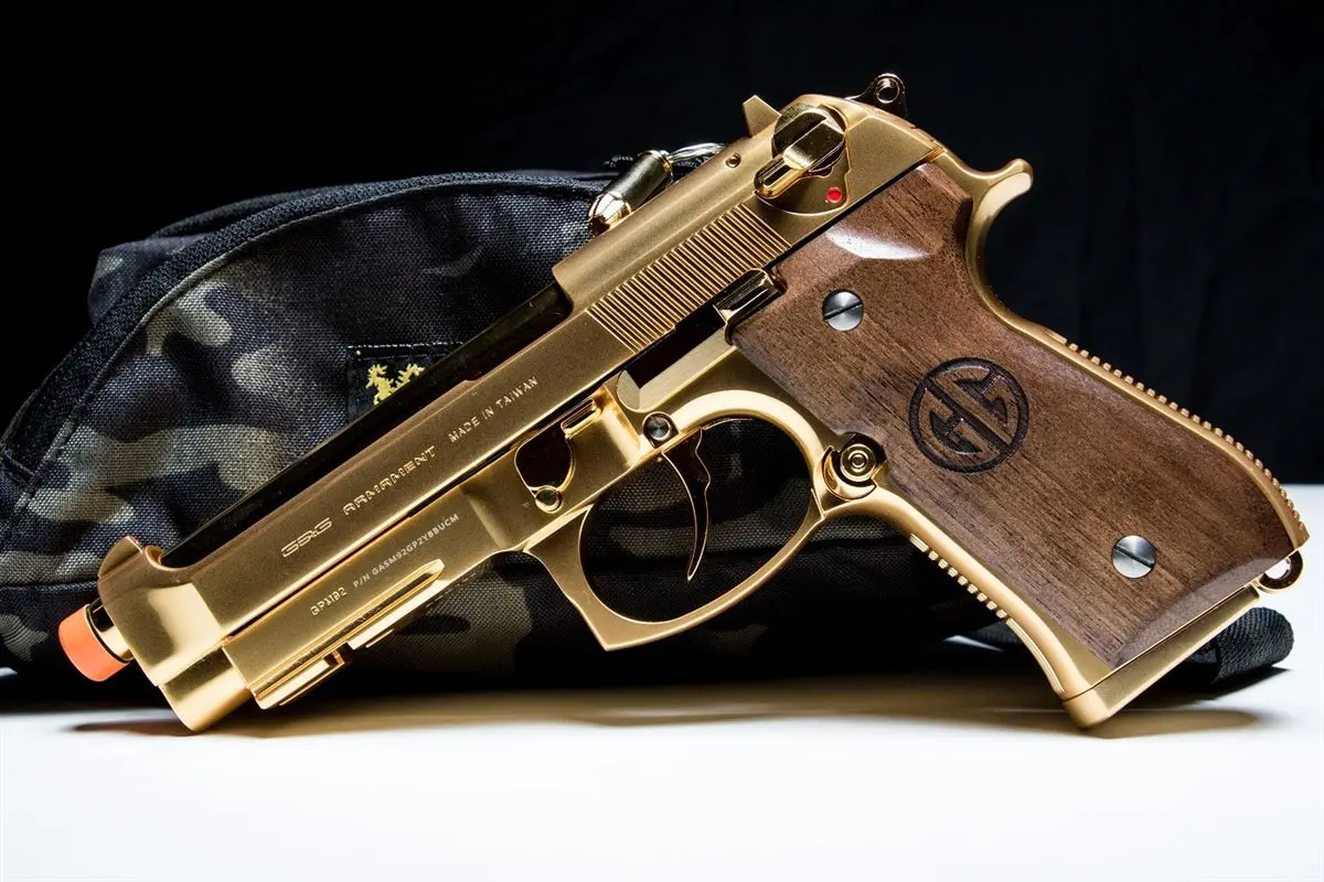 G&G Gpm92 Gp2 Walnut Wood Grip 20K Gold 1