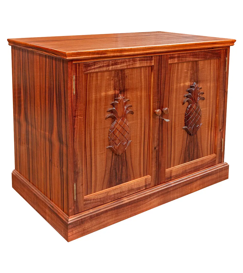 Richmond Buffet, Carved Pineapples 1