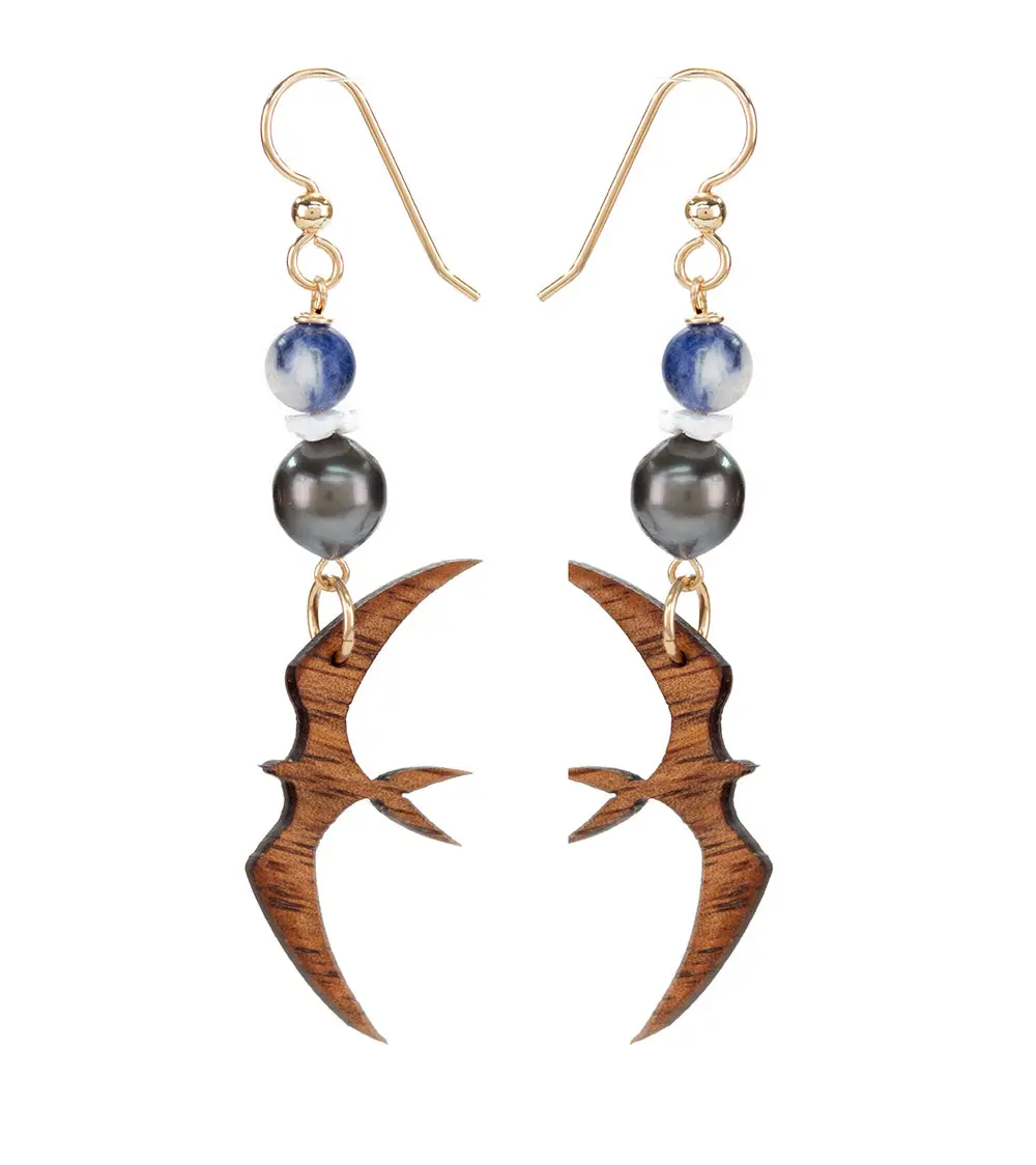 Tahitian Pearl Koa Sodalite Earrings 1