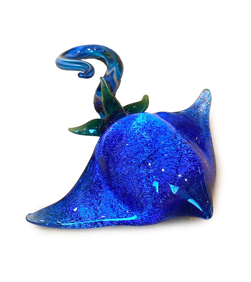 Glass Sculpture "Large Manta Ray" By Luke Olsen 1