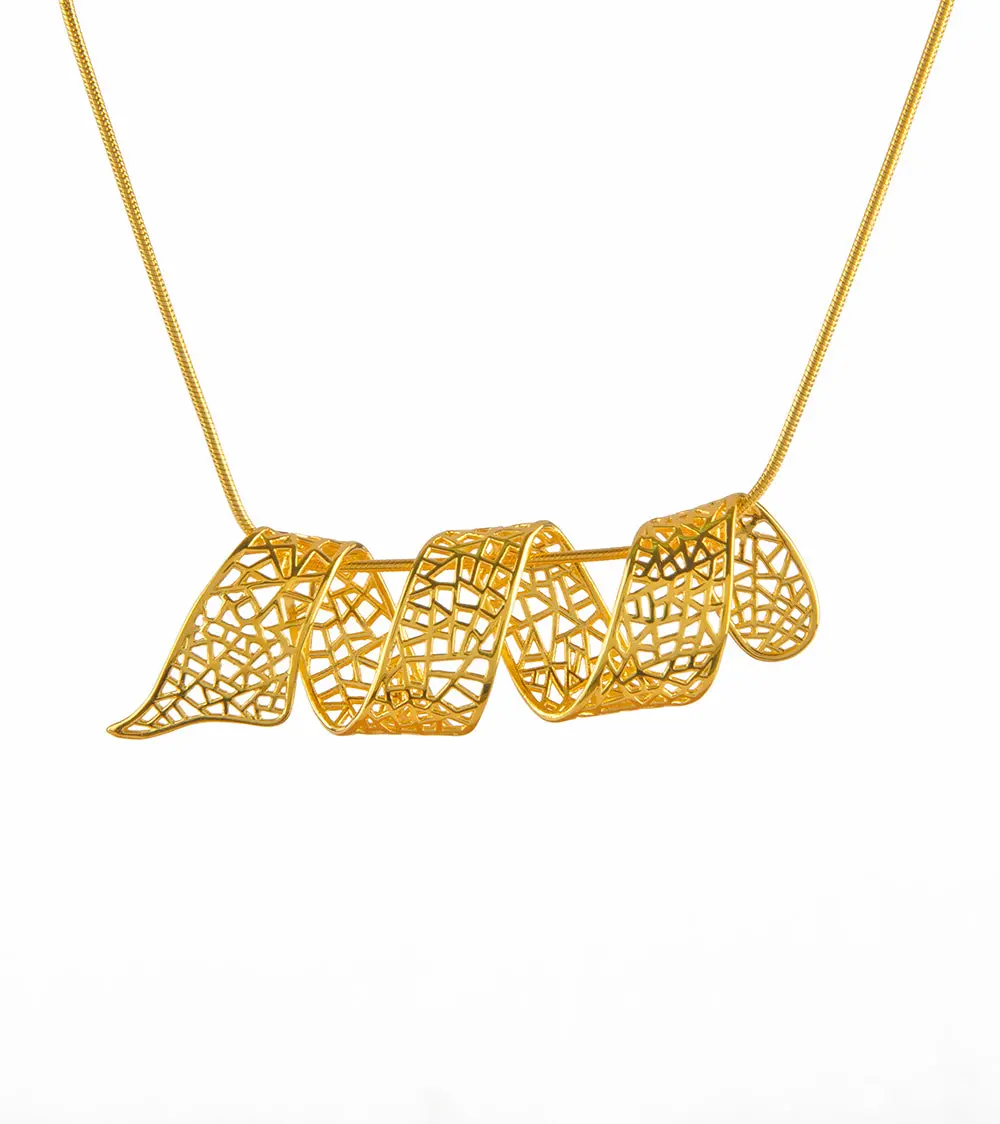 Hukilau Ribbon Necklace 1
