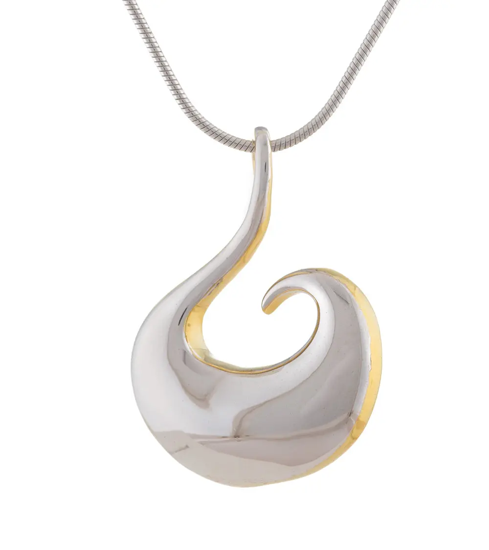 "Makau" Necklace 1