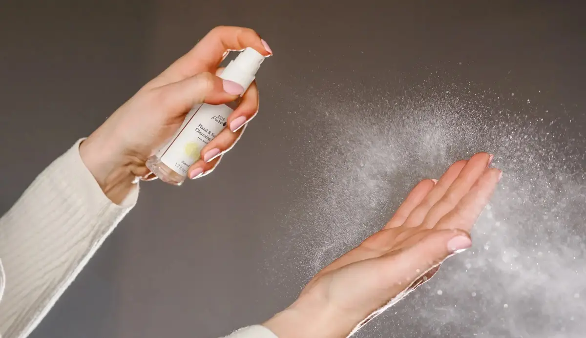 Hand & Surface Spray - 100% Pure 1