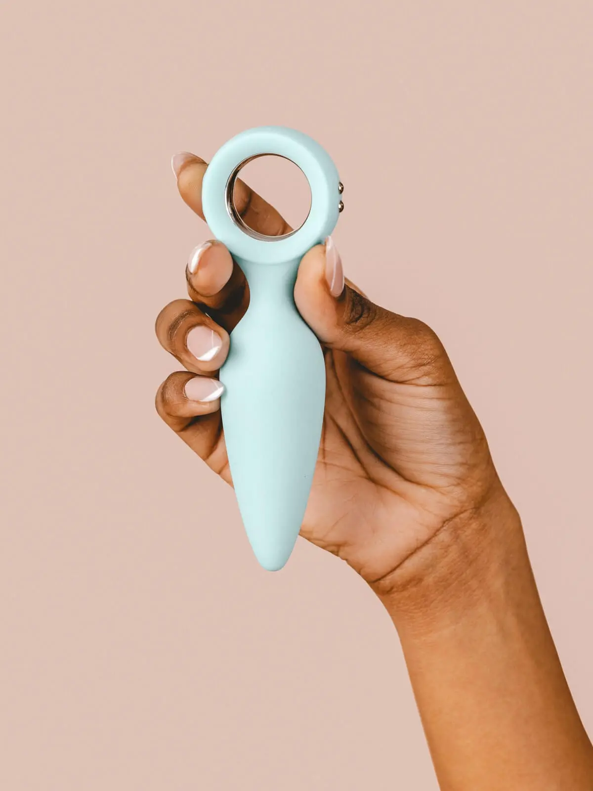 Quince | Buttery Smooth Vibrating Butt Plug 1