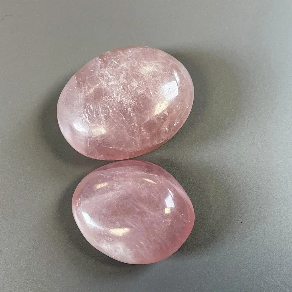 Gemmy Rose Quartz Palm Stone 1
