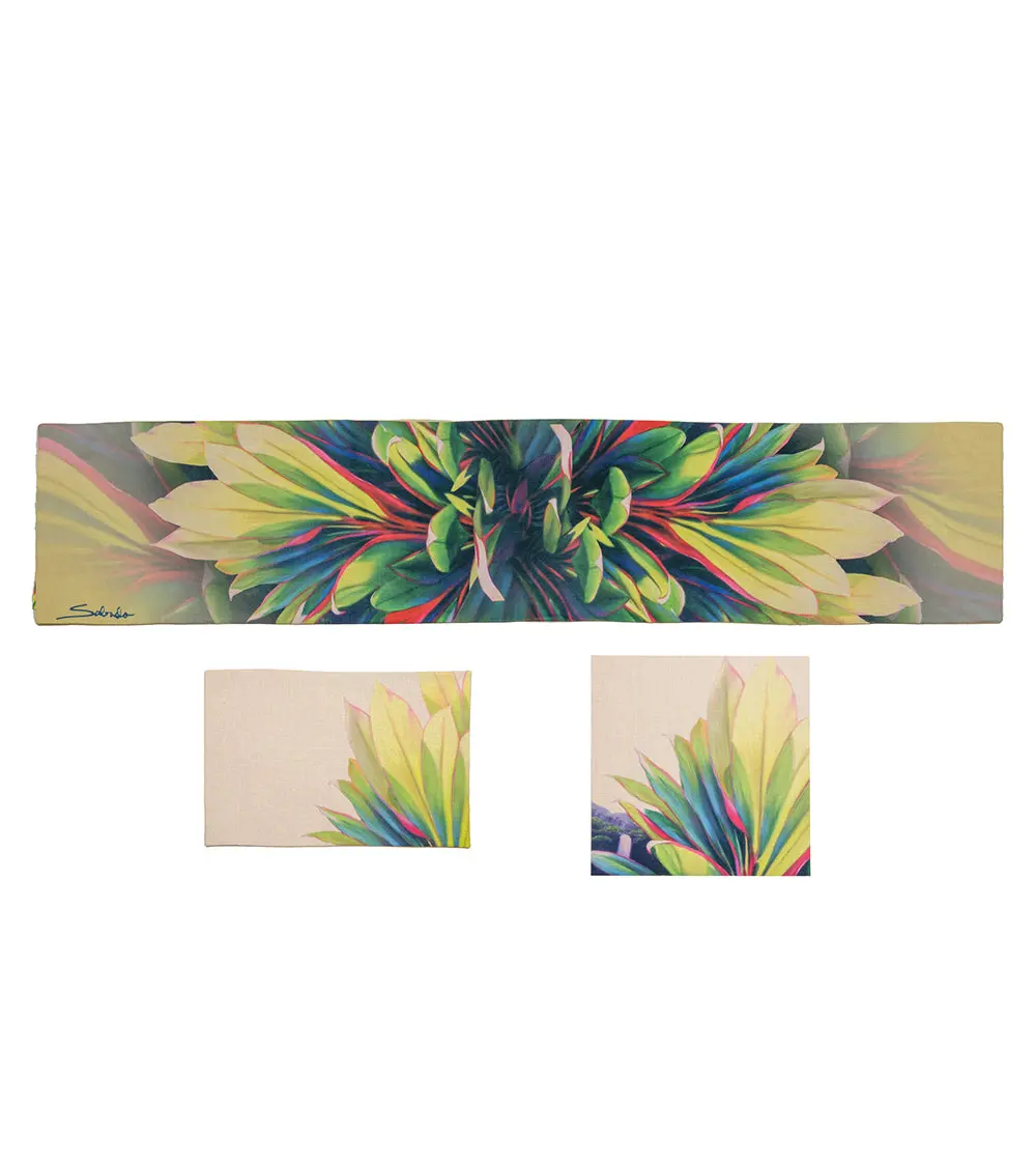 "Ti Leaf" Table Runner Set By Sabado 2