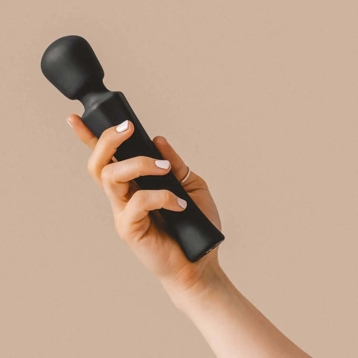 Tulsi | Strong, Rumbly & Versatile Wand Vibrator 1
