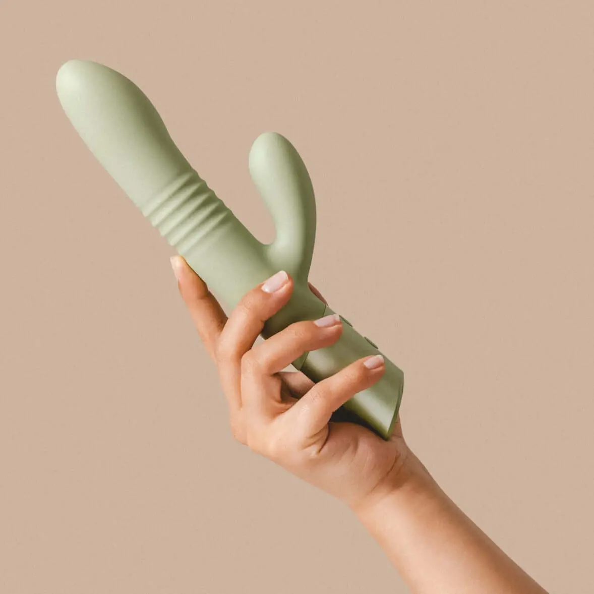 Yarrow | Thrusting Rabbit Vibrating Dildo 1