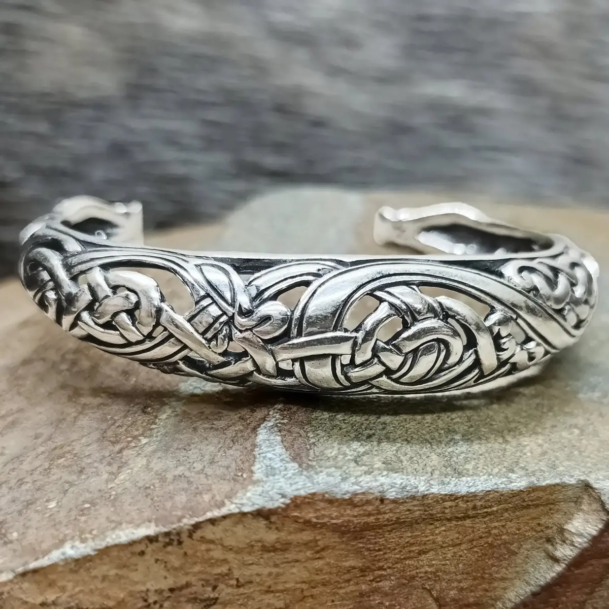 Silver Urnes Dragon Bracelet 1
