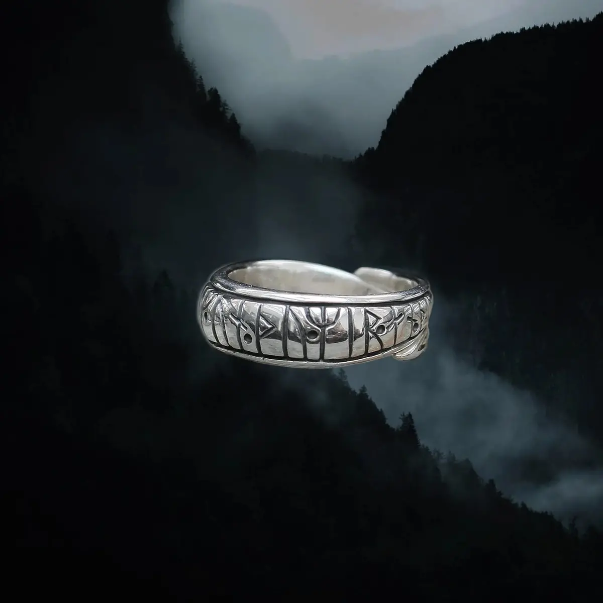 Silver Viking Love Rune Ring 2