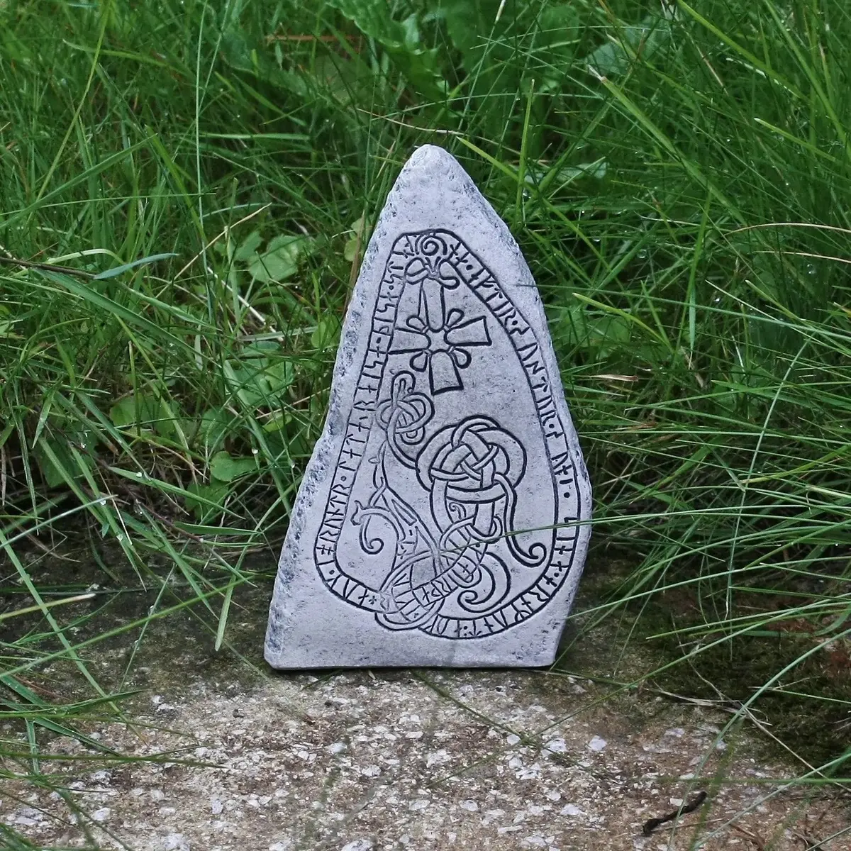 Runestone From Hägerstalund, Uppland 1