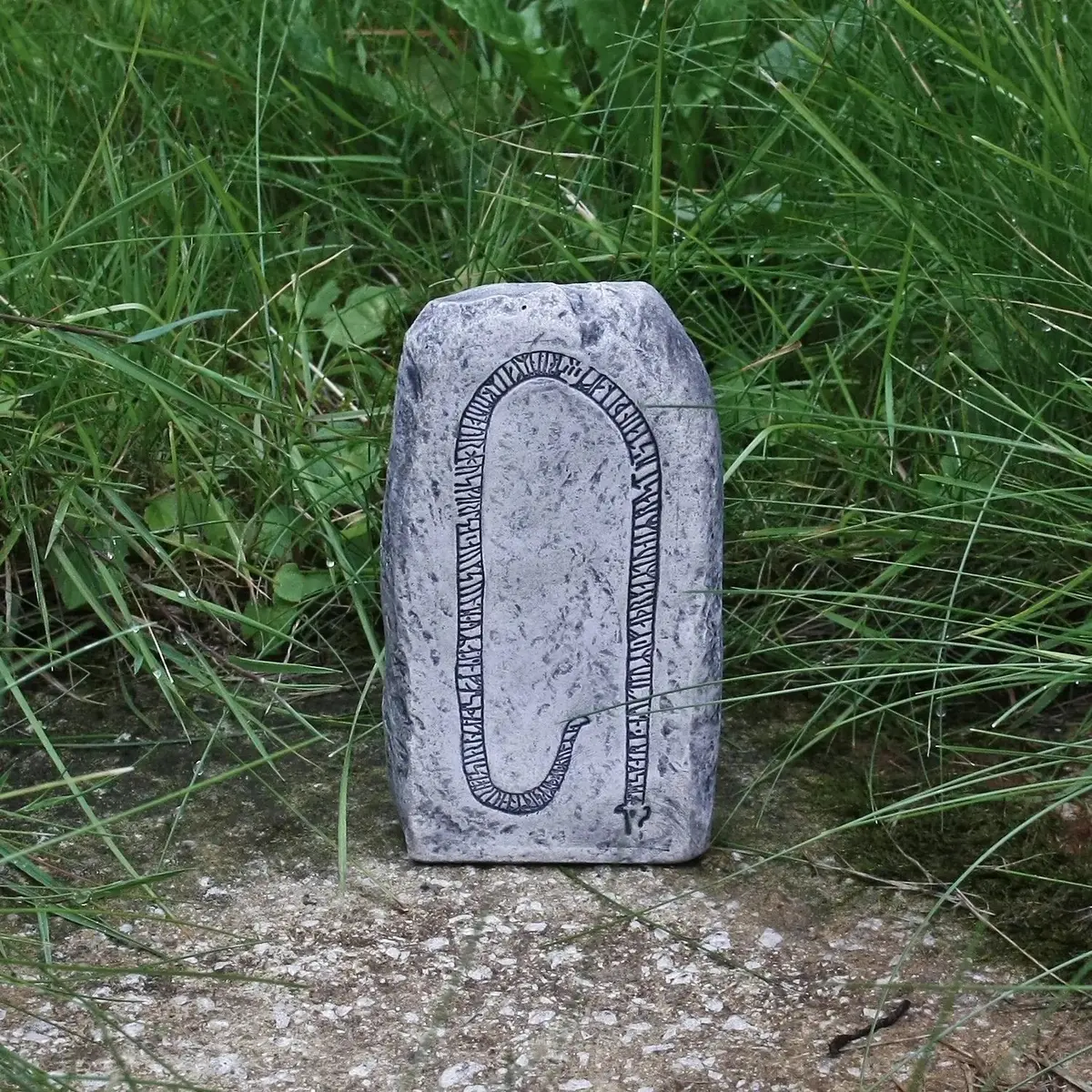 Runestone From Ängvreta, Uppland 1
