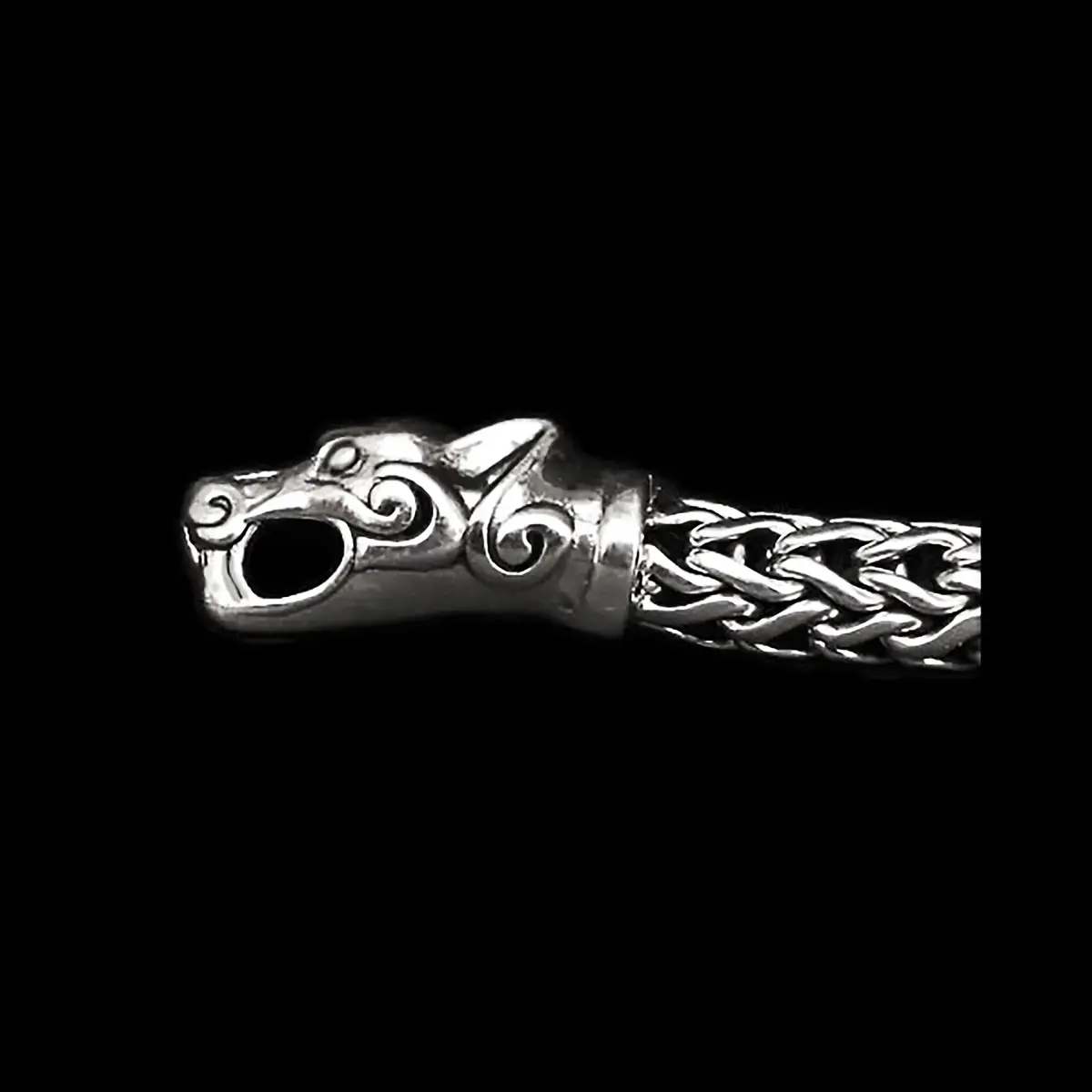 5Mm Thick Silver Snake Chain Necklace - Ferocious Wolf Heads 3