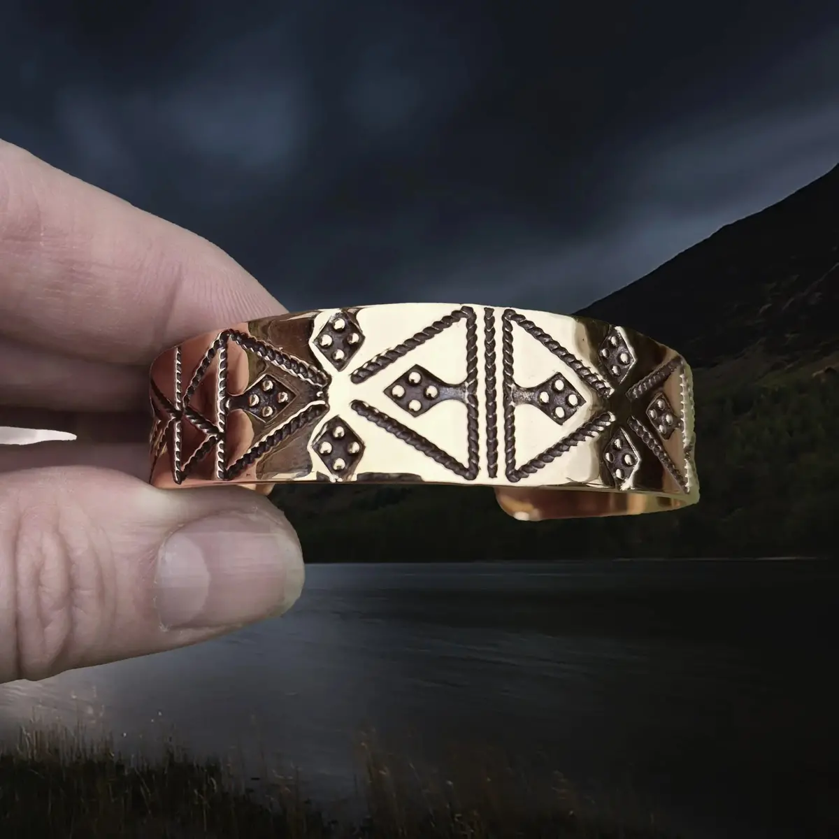 Bronze Hiberno-Norse Viking Bracelet / Arm Ring Replica With 4 Dot Design 1