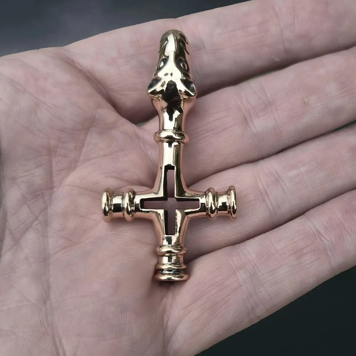 Large Bronze Icelandic Wolf Thors Hammer Pendant Replica 1