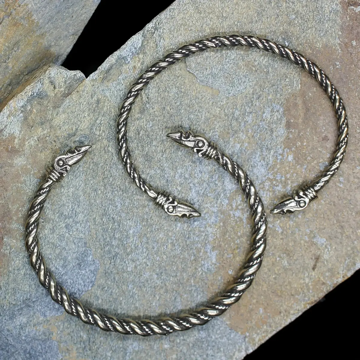 Twisted Bronze Bracelet With Raven Heads 1