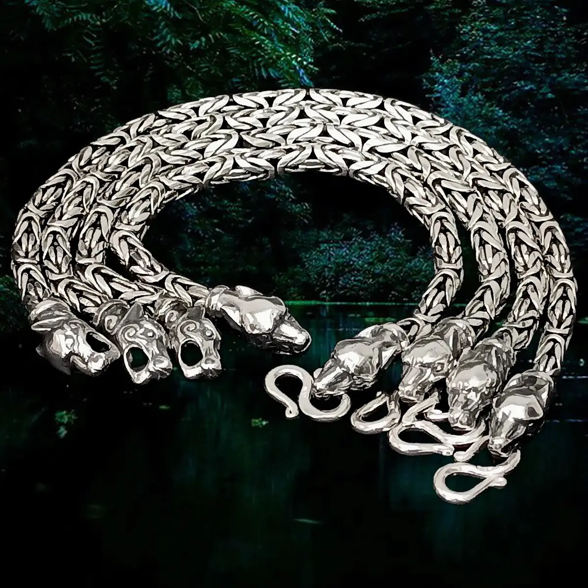 5Mm Silver King Bracelet With Ferocious Wolf Heads 1