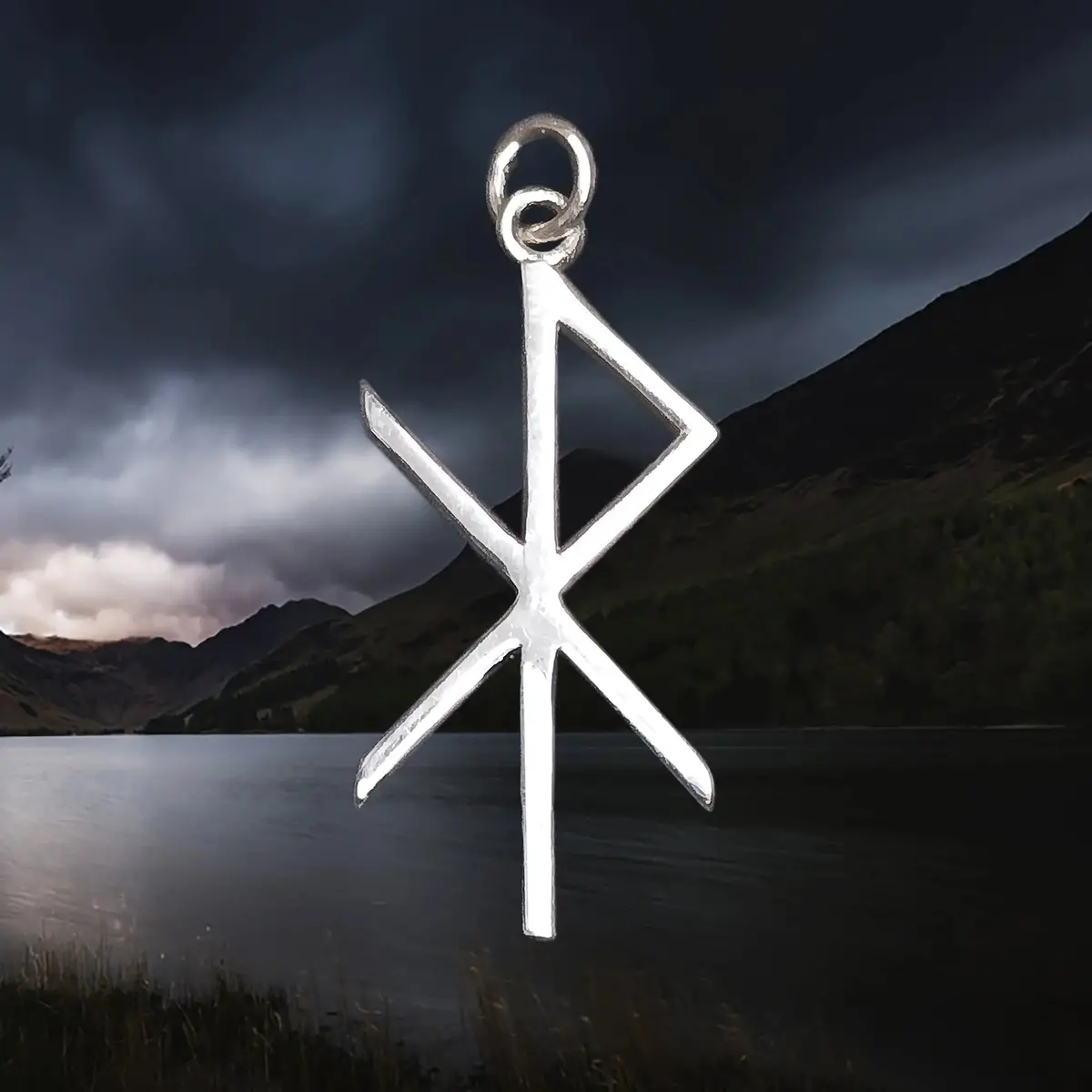 Silver Love Bind Rune Viking Pendant 1