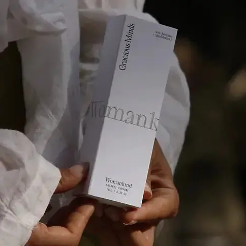 Womankind Organic Essence - Gracious Minds 2