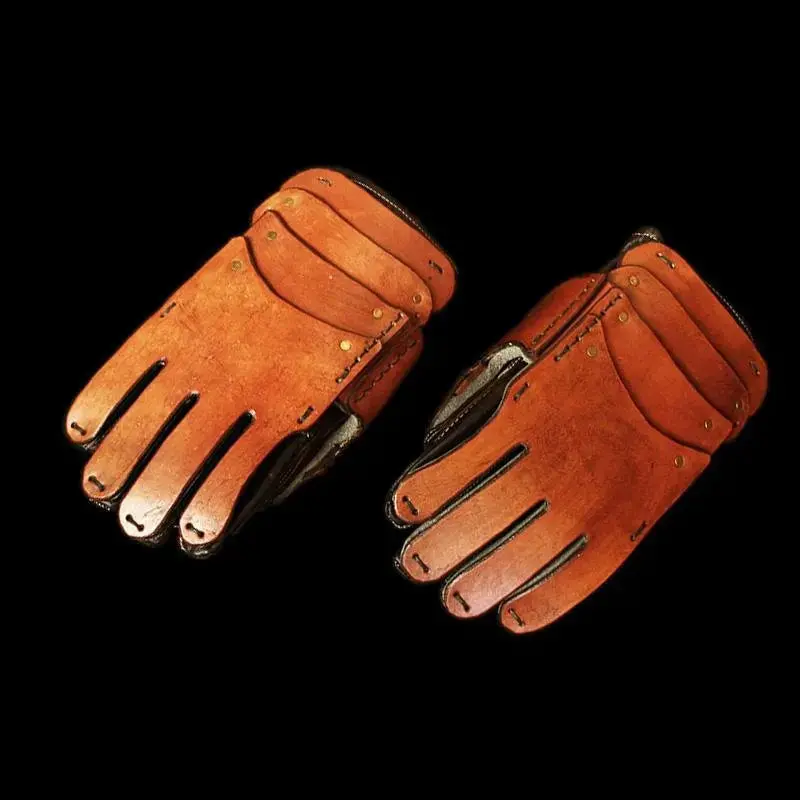 Thick Leather Reenactment Gauntlets 1
