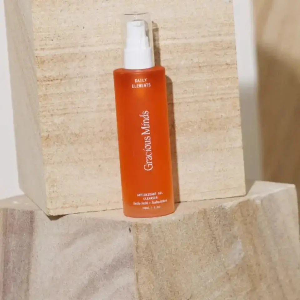 Daily Elements Antioxidant Oil To Instant Milk Cleanser 1
