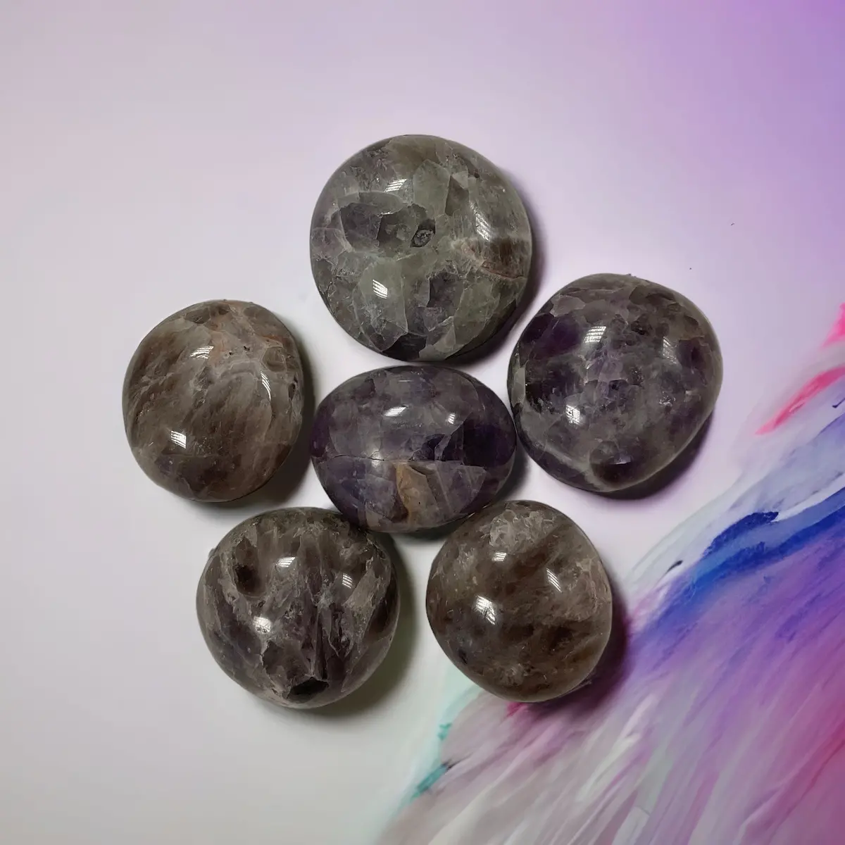 Dream Or Chevron Amethyst Palmstone 1
