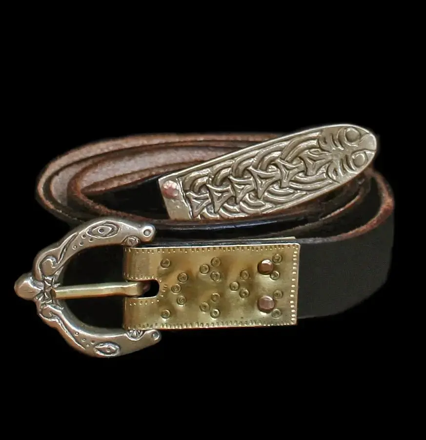 Embossed Brass Buckle Plate 3
