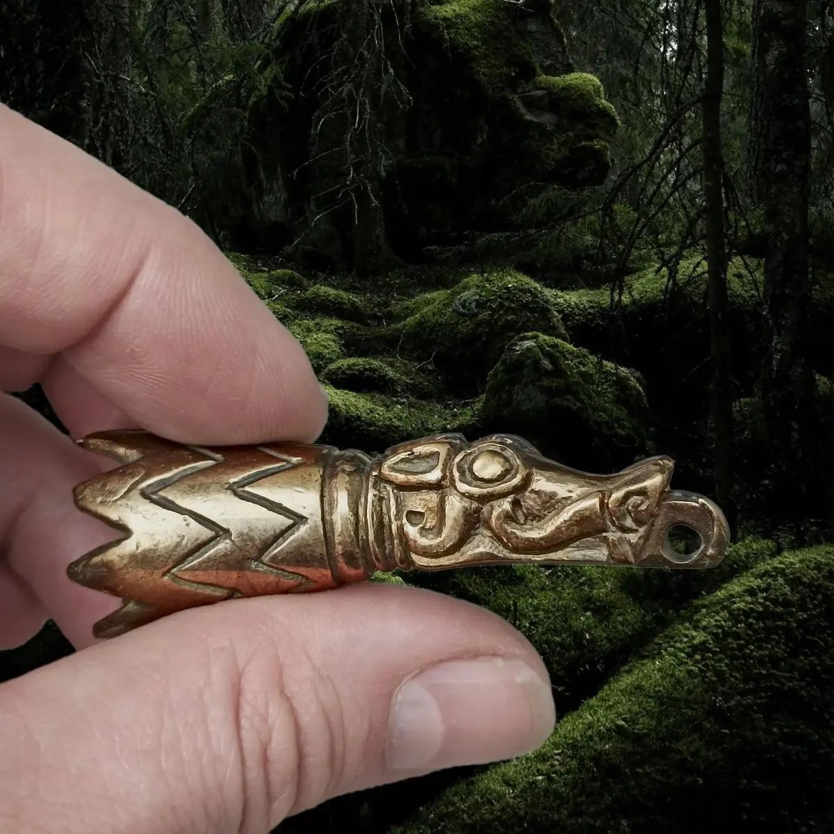 Medium Bronze Viking Drinking Horn Finial With Dragon Head 1