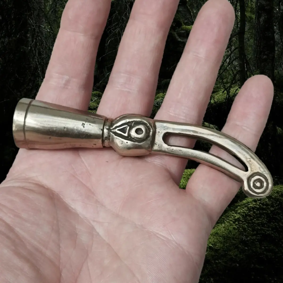 Large Bronze Raven Viking Drinking Horn Finial 2