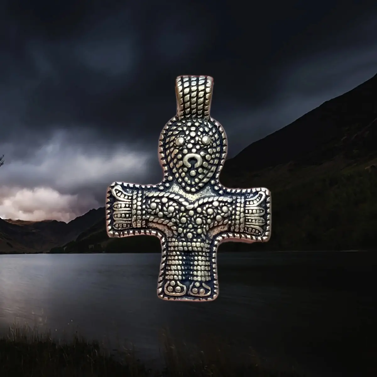 Bronze Crucifix Pendant 1