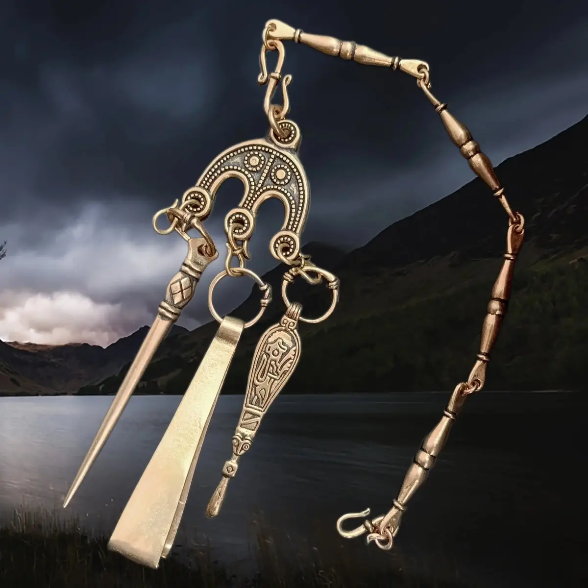 Viking Age Replica - Bronze Hygiene Set From Öland, Sweden 1