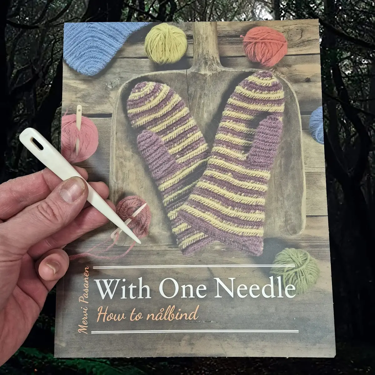How To Nålbind Book - With One Needle By Mervi Pasanen 2