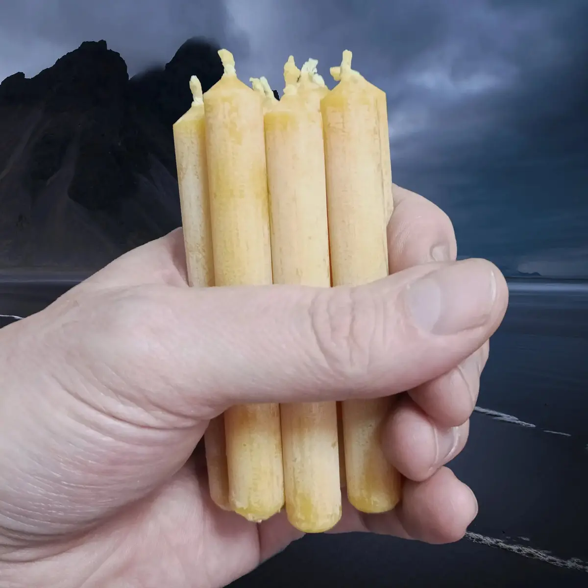 Small Handmade 100% Natural Beeswax Candle 2