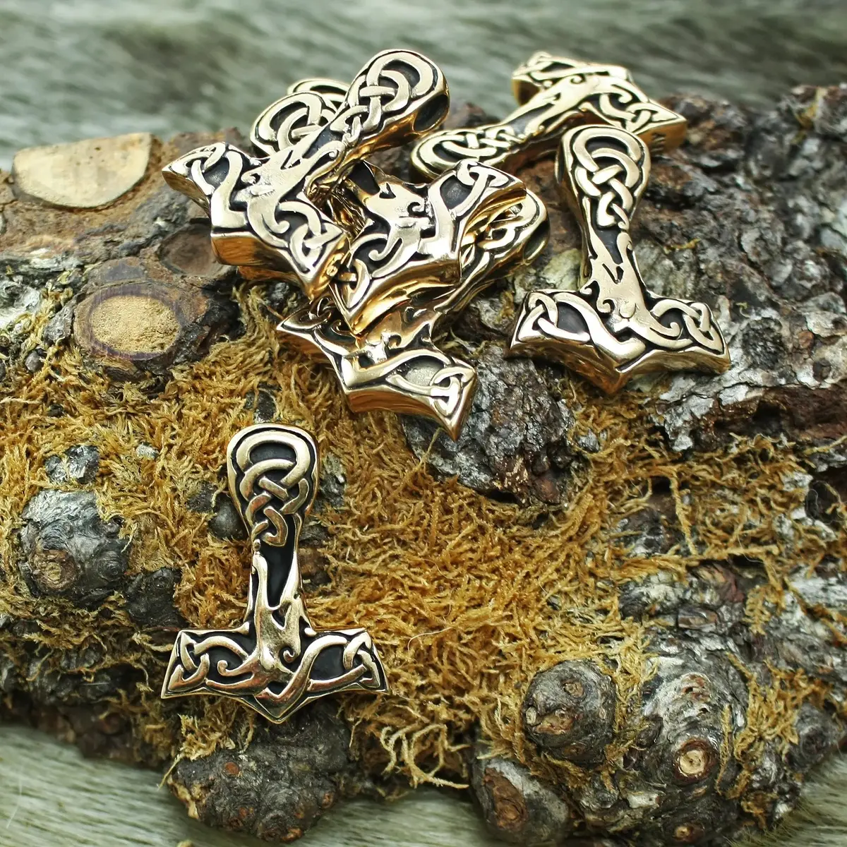 Large Bronze Interlace Thors Hammer Pendant 2