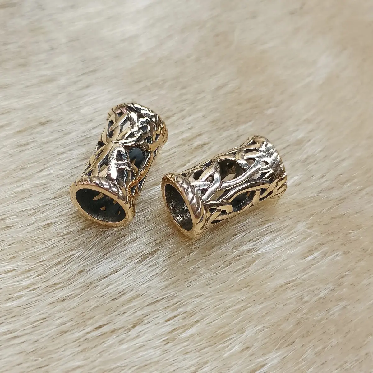 Medium Openwork Viking Beard Ring 1