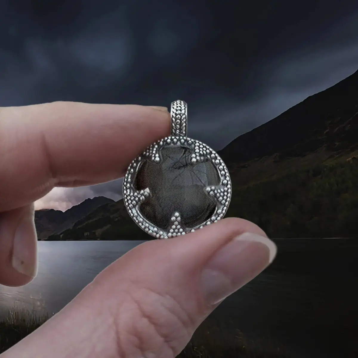 Medium Silver Gotland Crystal Lens Pendant 1