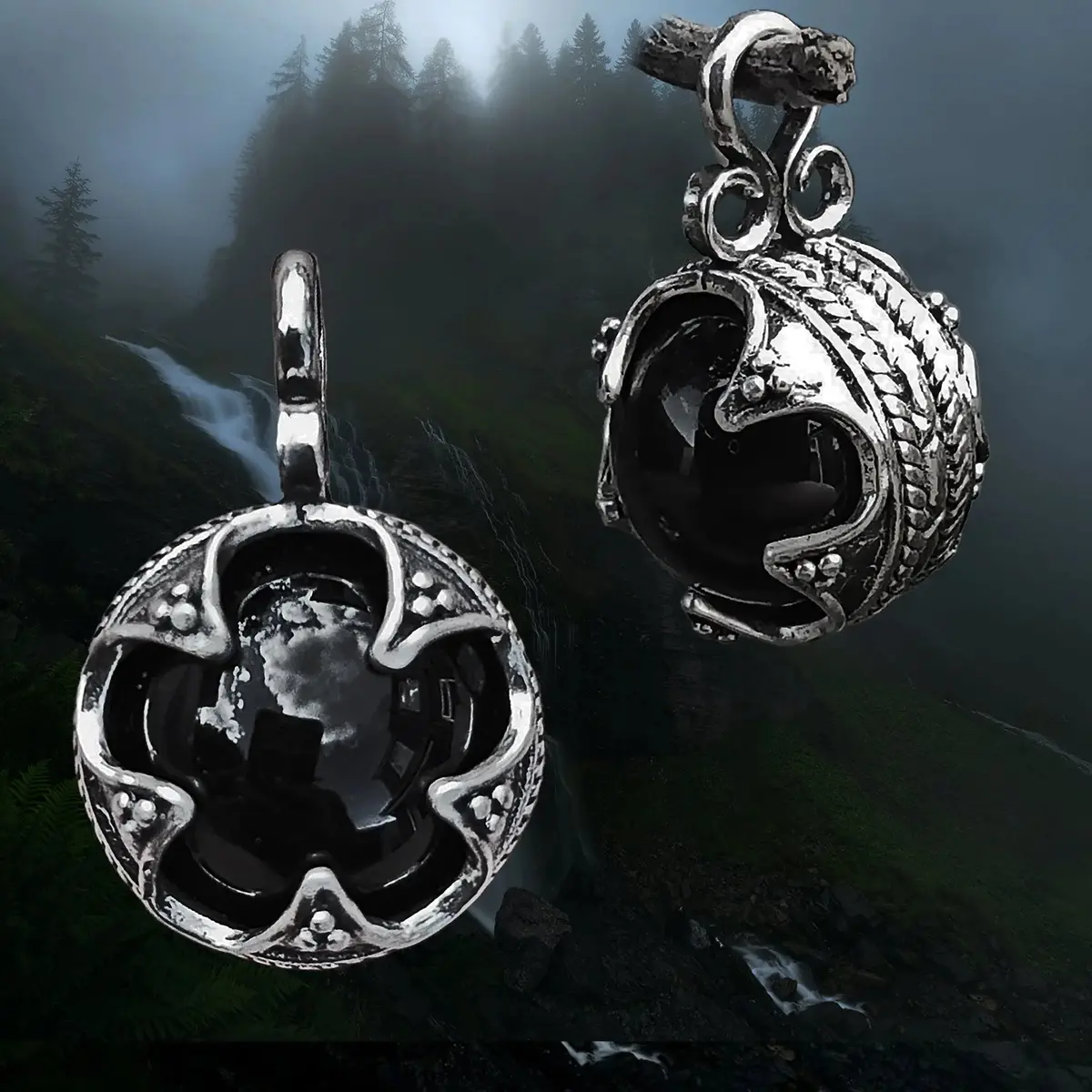 Small Silver Gotland Onyx Ball Pendant 1