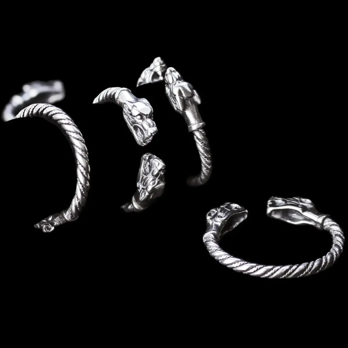Silver Twisted Ferocious Wolves Ring 3