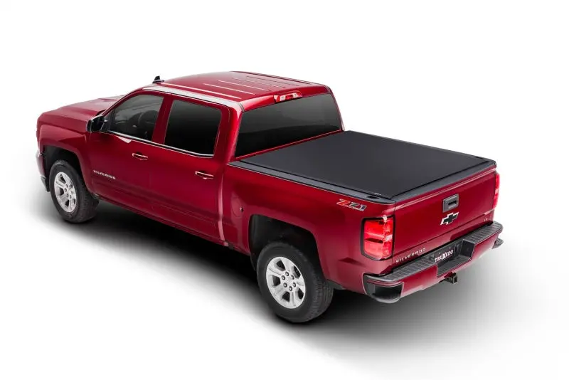 Truxedo Pro X15 Soft Roll-Up Bed Cover – Fits 2014–2018 Gmc Sierra & Chevy Silverado 1500, 5Ft 8In Bed 2