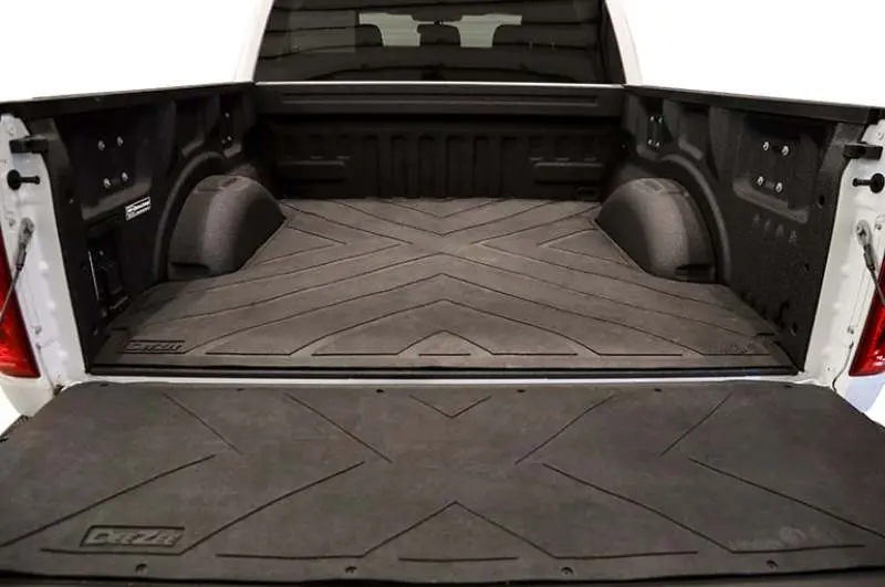 Deezee Heavy-Duty Bed Mat For 2009–2018 Dodge/Ram – Custom Fit, 5.5-Foot Bed, X-Pattern 1